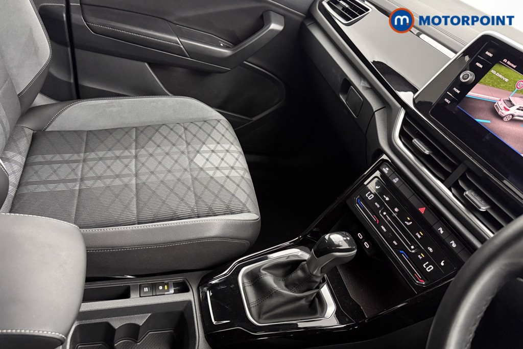 Used Volkswagen T-Roc 2024 for sale - 77407225: Photo 26