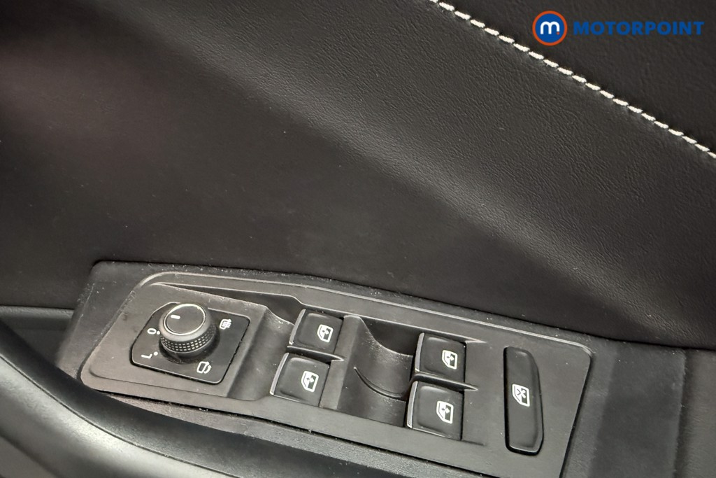 Used Volkswagen T-Roc 2024 for sale - 77407225: Photo 29