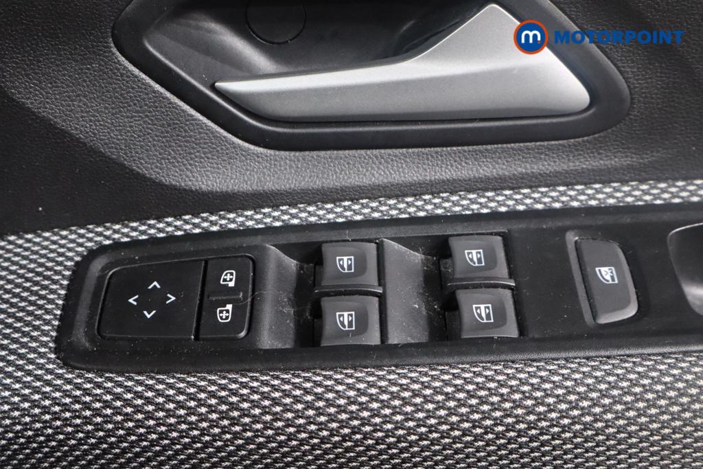 Used Dacia Sandero Stepway 2023 for sale - 76967981: Photo 25