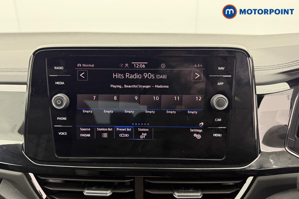 Used Volkswagen T-Roc 2025 for sale - 77297841: Photo 14