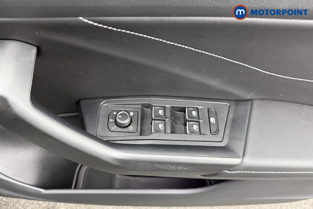 Used Volkswagen T-Roc 2025 for sale - 77297841: Photo 25