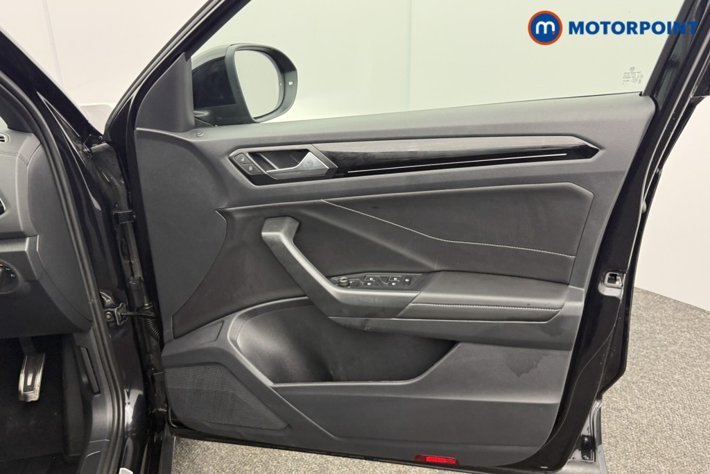 Used Volkswagen T-Roc 2025 for sale - 77297841: Photo 26