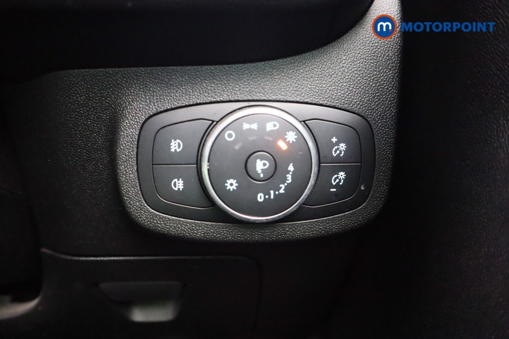 Used Ford Fiesta 2018 for sale - 76508406: Photo 13