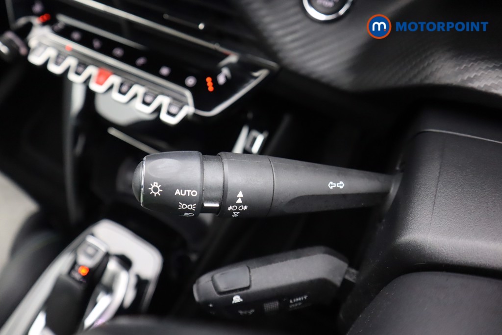 Used Peugeot 2008 2021 for sale - 76889899: Photo 17