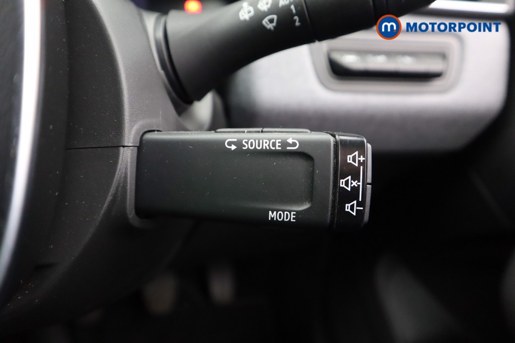 Used Renault Clio 2024 for sale - 77407395: Photo 16