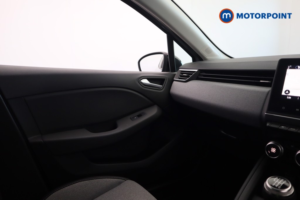 Used Renault Clio 2024 for sale - 77407395: Photo 28