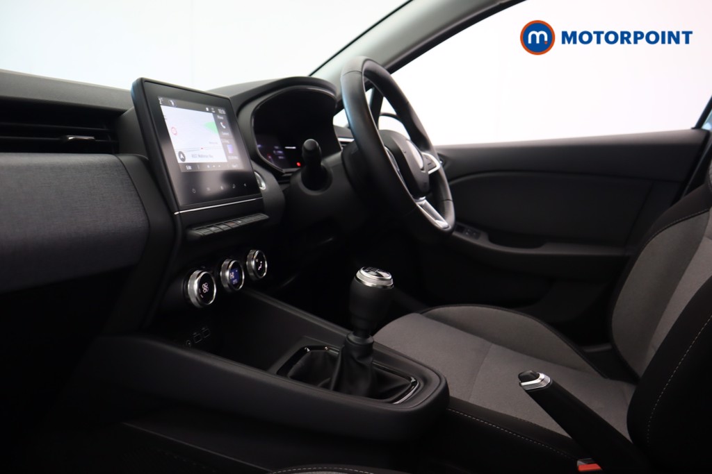 Used Renault Clio 2024 for sale - 77407395: Photo 40