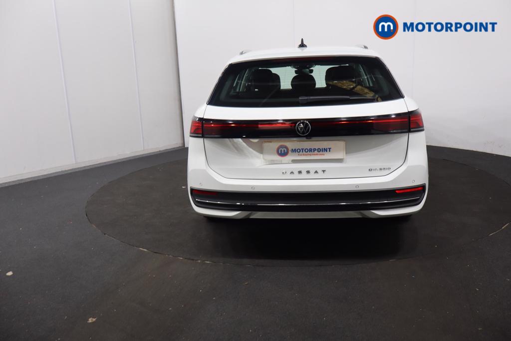 Used Volkswagen Passat 2025 for sale - 77872764: Photo 9
