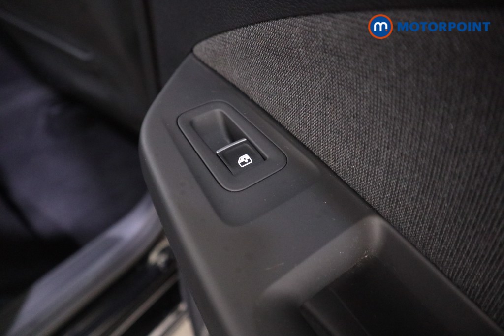 Used Volkswagen Golf 2024 for sale - 77006237: Photo 24