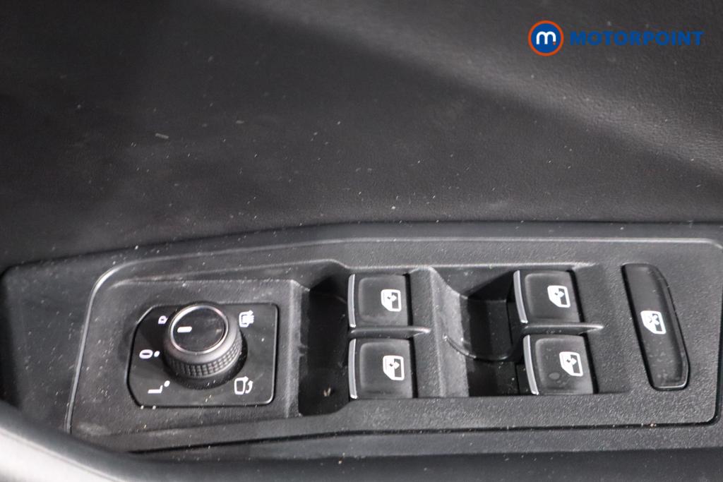 Used Volkswagen T-Roc 2025 for sale - 77354864: Photo 24