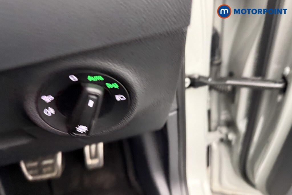 Used Skoda Karoq 2025 for sale - 77998019: Photo 17