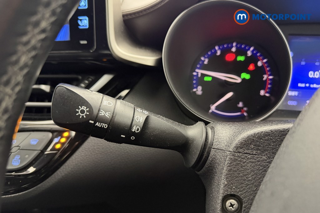 Used Toyota C-HR 2018 for sale - 78042977: Photo 13