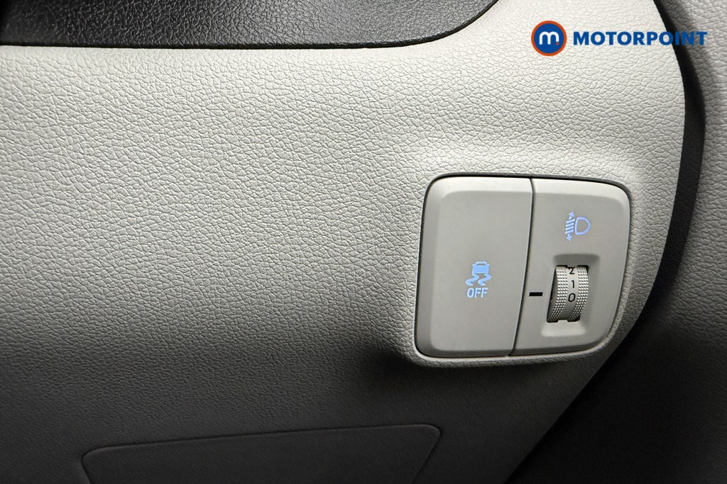 Used Hyundai i10 2023 for sale - 76545678: Photo 24