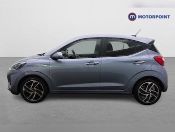 Used Hyundai i10 2023 for sale - 76545678: Photo