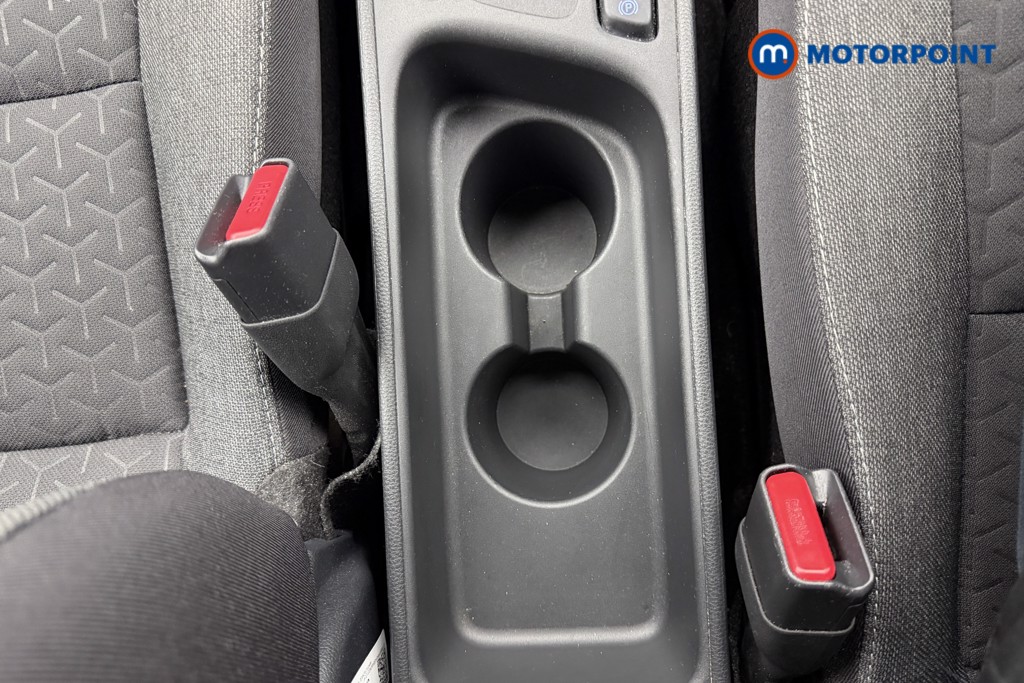 Used Toyota Yaris Cross 2023 for sale - 77519892: Photo 24