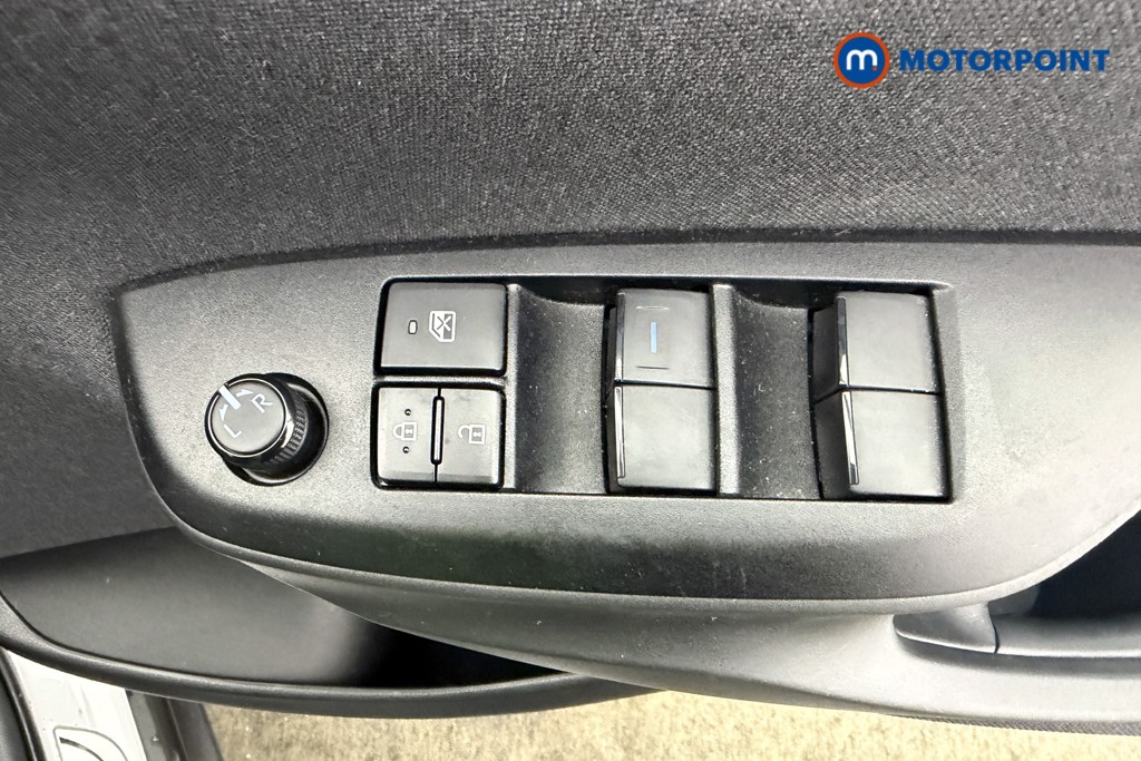 Used Toyota Yaris Cross 2023 for sale - 77519892: Photo 27