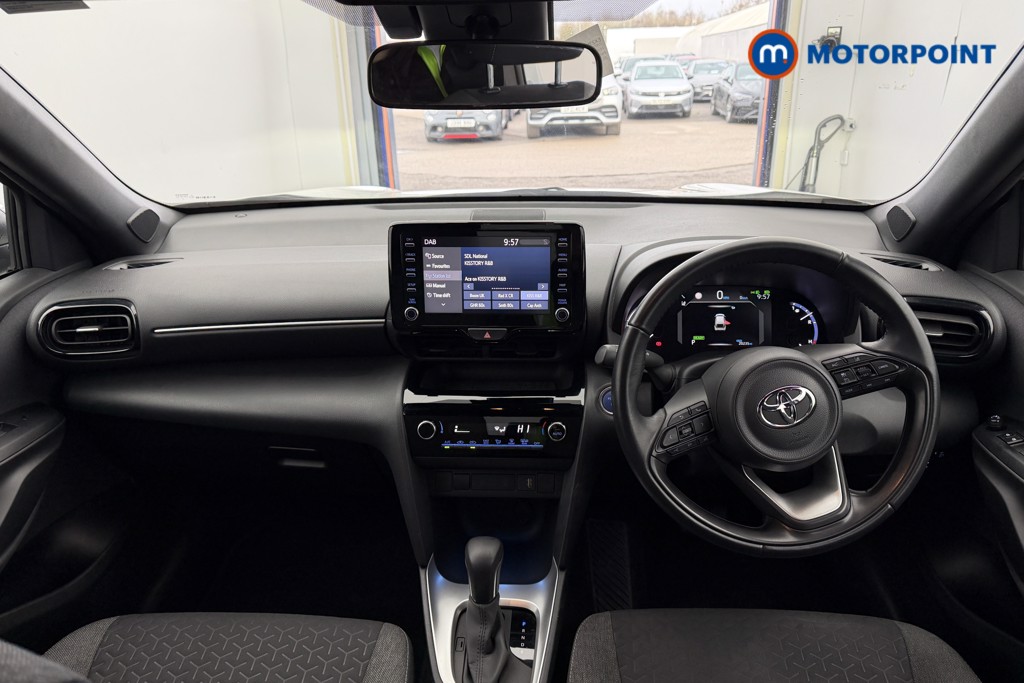 Used Toyota Yaris Cross 2023 for sale - 77519892: Photo 30