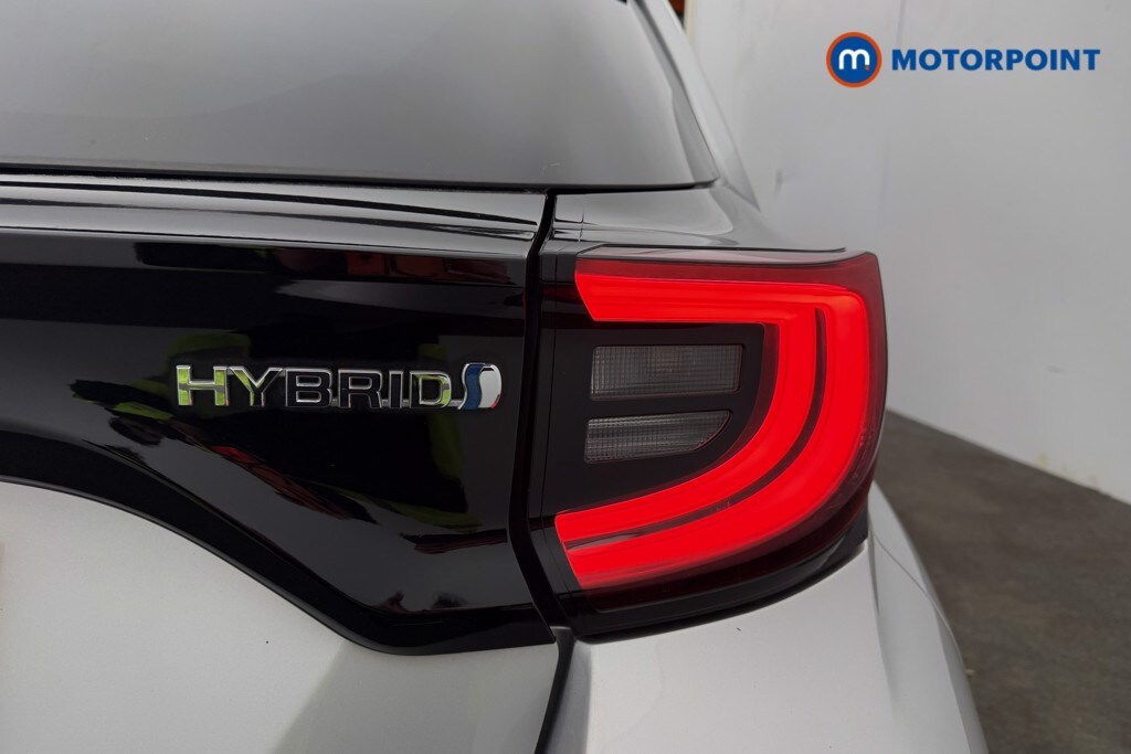 Used Toyota Yaris 2021 for sale - 77650693: Photo 33