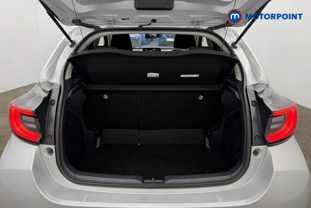 Used Toyota Yaris 2021 for sale - 77650693: Photo 34