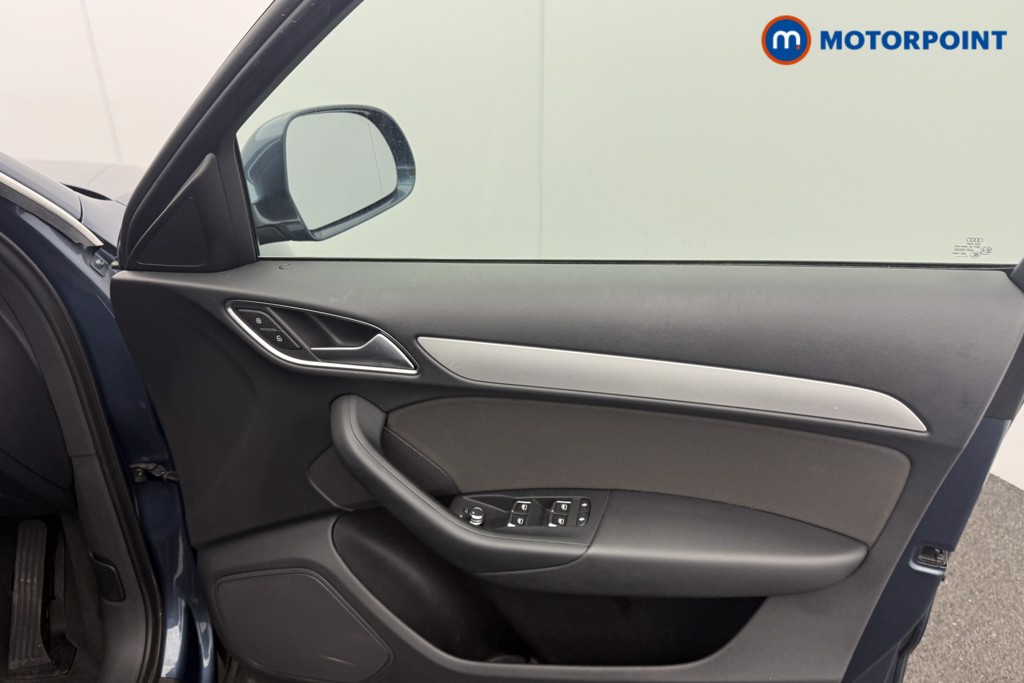 Used Audi Q3 2017 for sale - 77966042: Photo 17