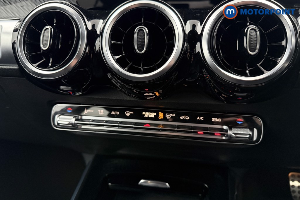 Used Mercedes-Benz GLB 2021 for sale - 77450667: Photo 22