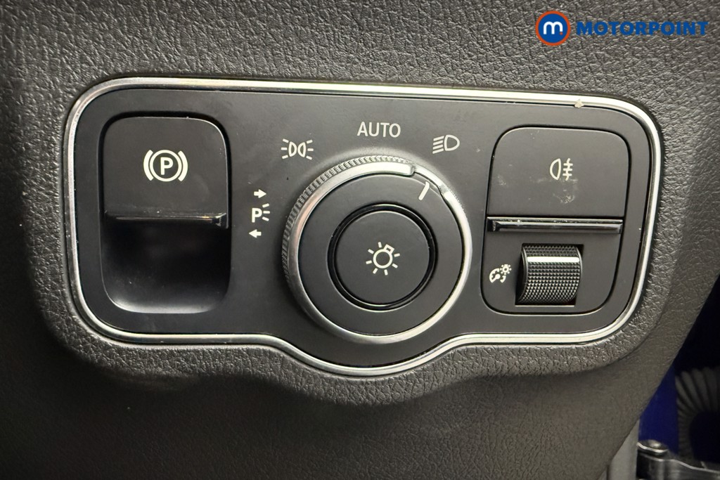 Used Mercedes-Benz GLB 2021 for sale - 77450667: Photo 28