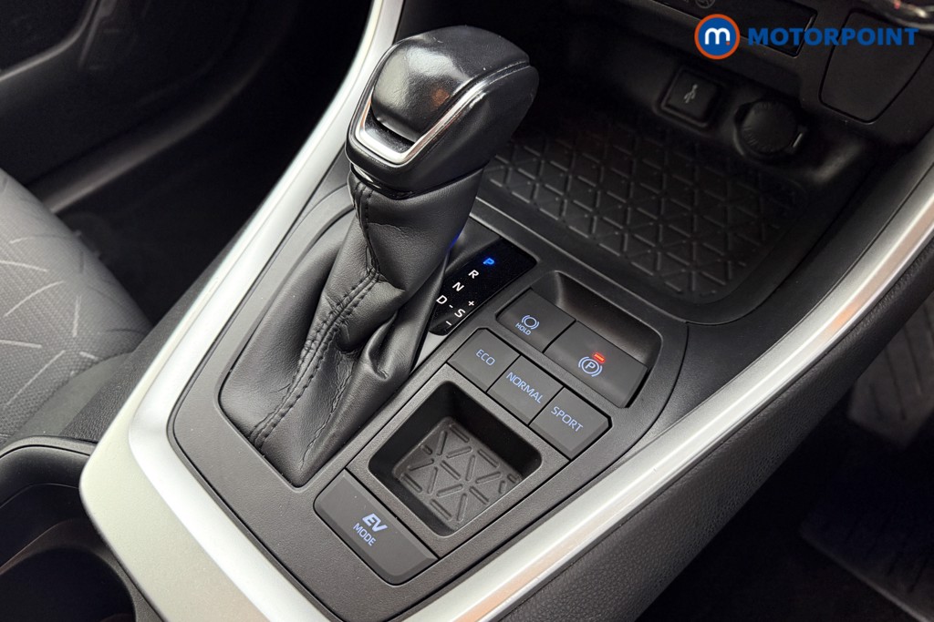 Used Toyota RAV4 2020 for sale - 76394359: Photo 20