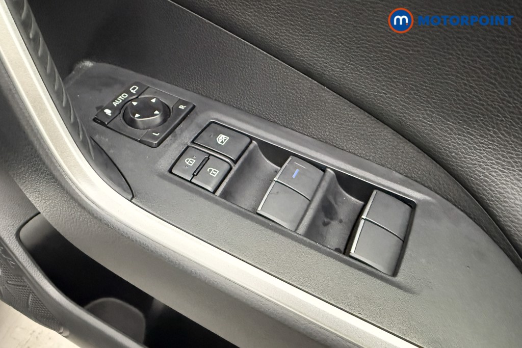 Used Toyota RAV4 2020 for sale - 76394359: Photo 24