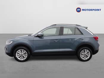 Used Volkswagen T-Roc 2023 for sale - 79615623: Photo