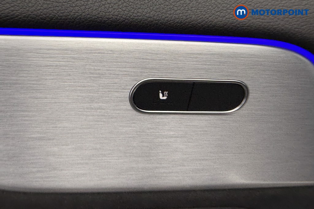 Used Mercedes-Benz EQA 2021 for sale - 76718343: Photo 32