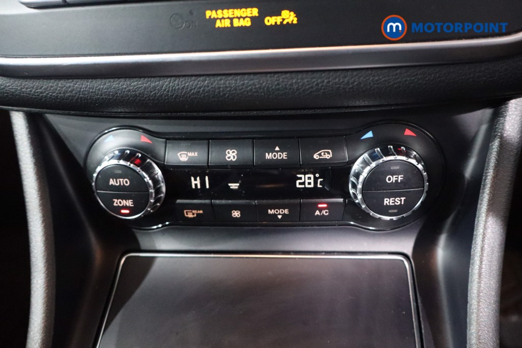 Used Mercedes-Benz GLA 2018 for sale - 76411465: Photo 27