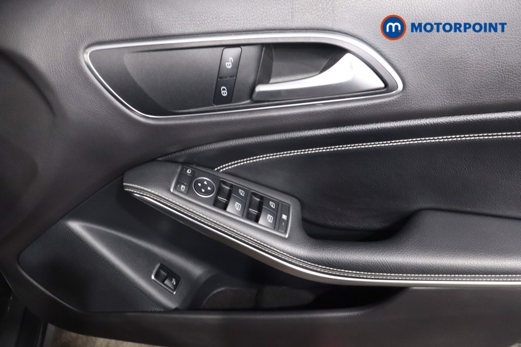 Used Mercedes-Benz GLA 2018 for sale - 76411465: Photo 31