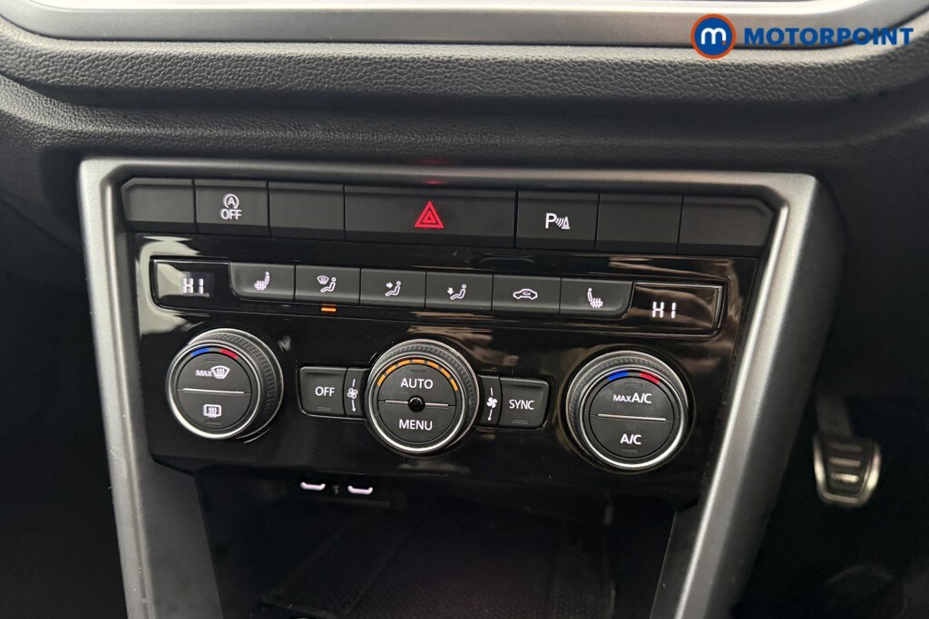 Used Volkswagen T-Roc 2021 for sale - 77500497: Photo 11