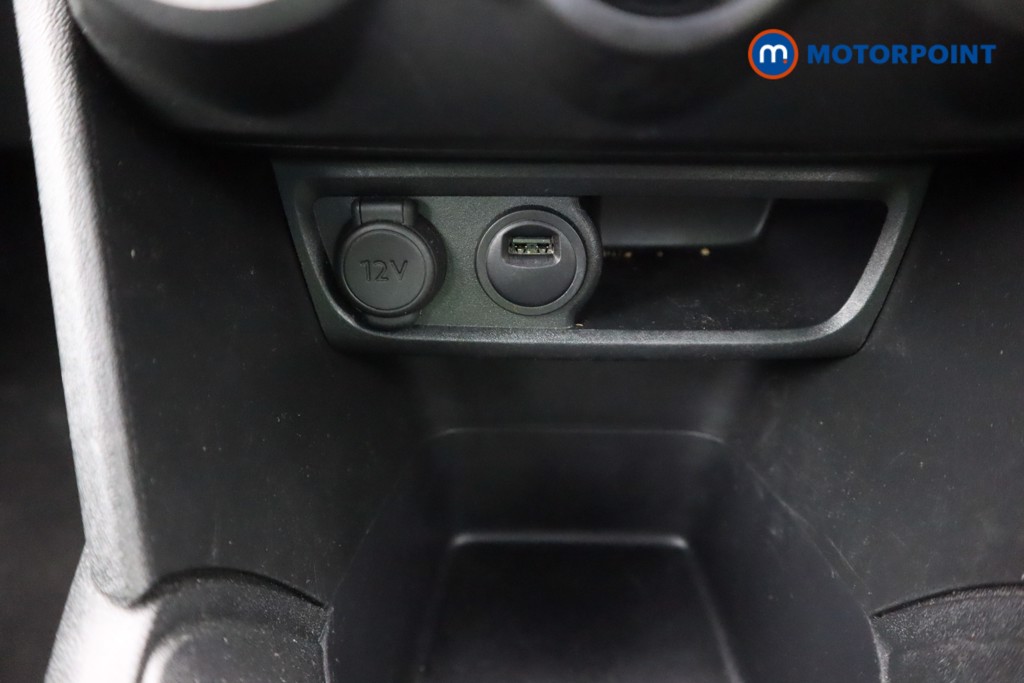 Used Peugeot 208 2018 for sale - 77026122: Photo 22