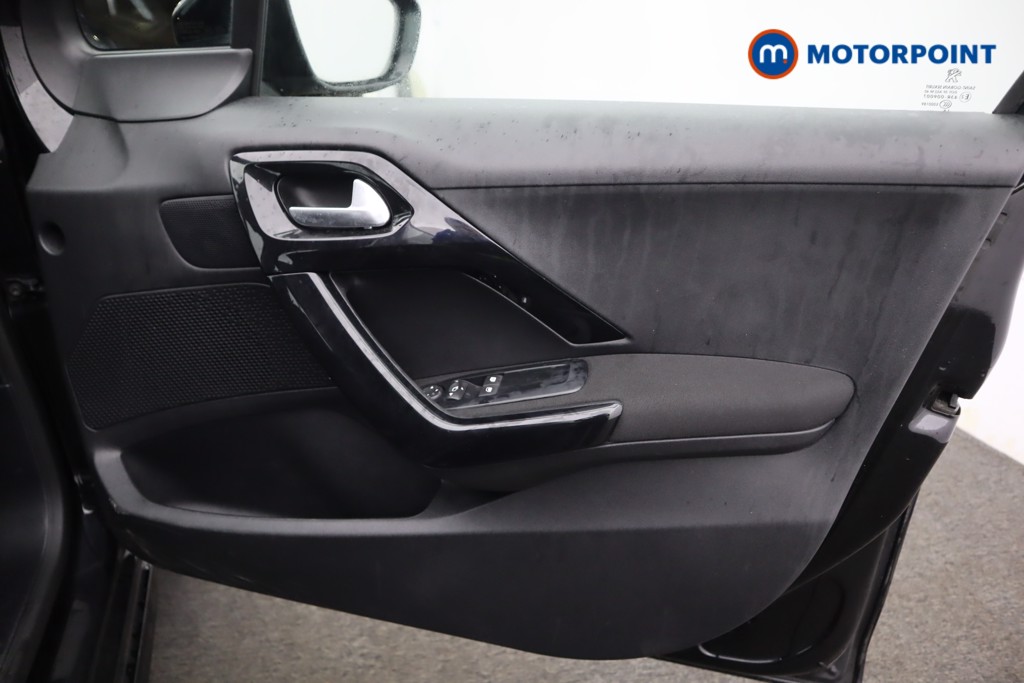 Used Peugeot 208 2018 for sale - 77026122: Photo 28