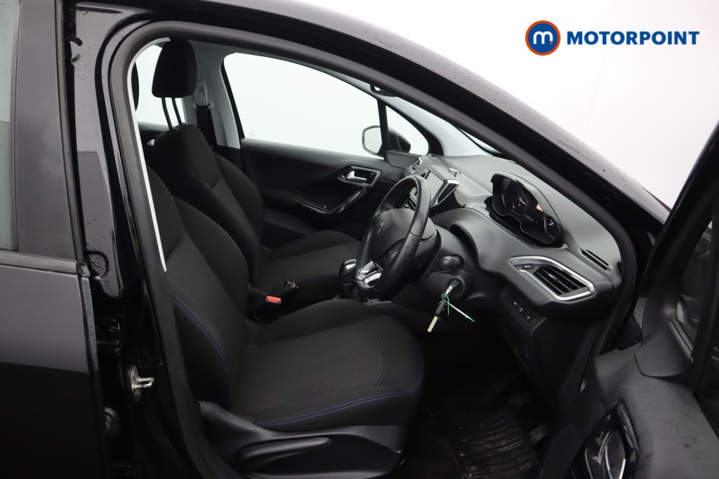 Used Peugeot 208 2018 for sale - 77026122: Photo 29