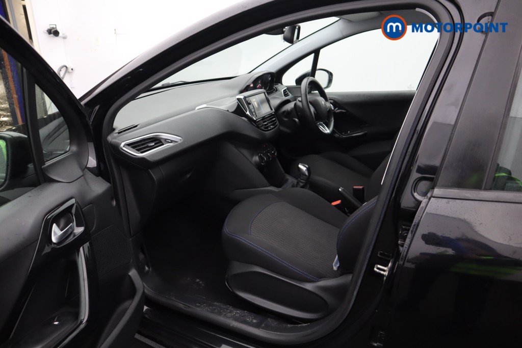 Used Peugeot 208 2018 for sale - 77026122: Photo 38