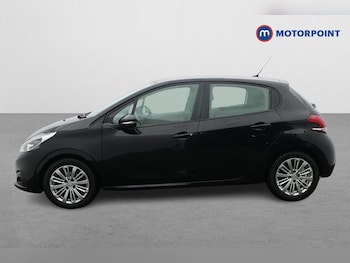 Used Peugeot 208 2018 for sale - 77026122: Photo