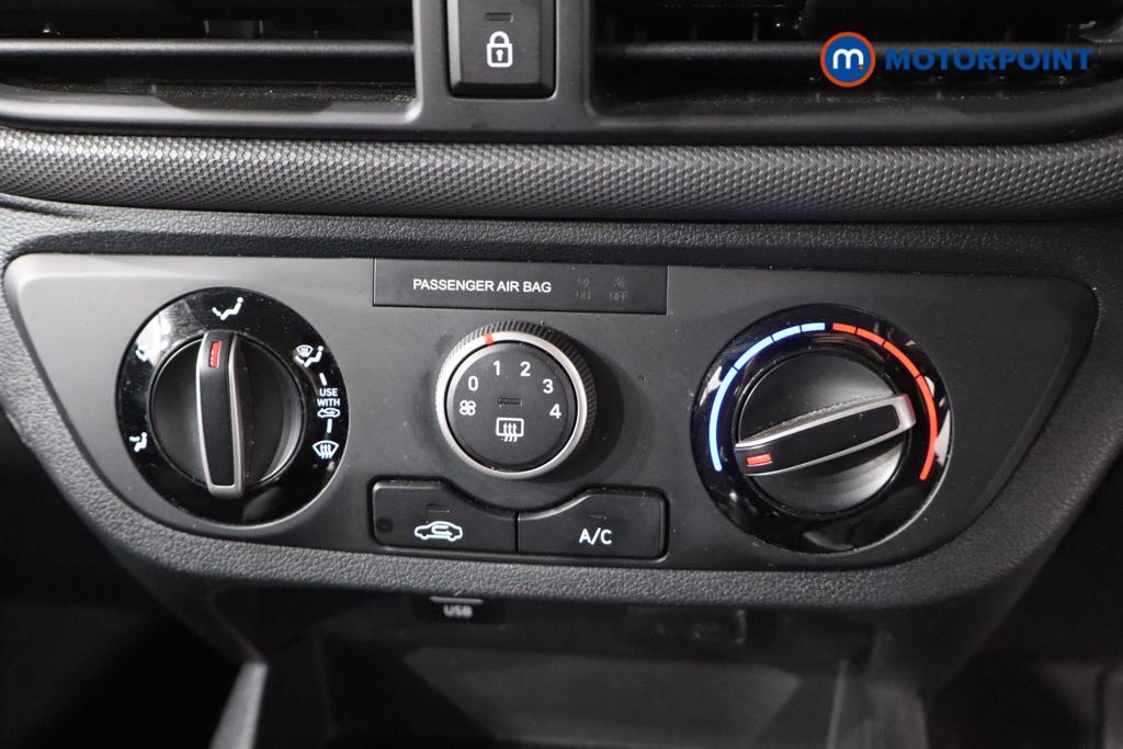 Used Hyundai i10 2022 for sale - 76364204: Photo 16