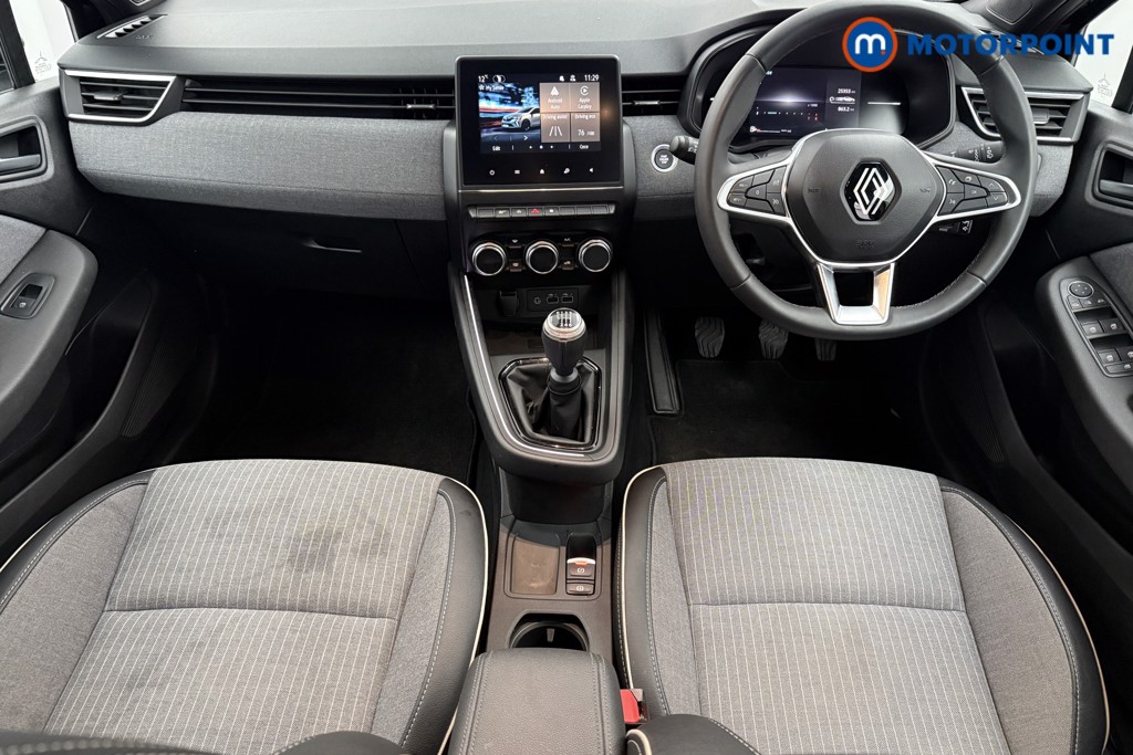 Used Renault Clio 2024 for sale - 76394356: Photo 10
