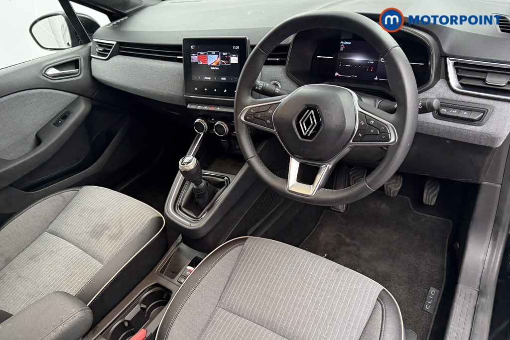 Used Renault Clio 2024 for sale - 76394356: Photo 9