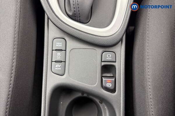 Used Mazda Mazda2 HYBRID 2024 for sale - 76255596: Photo 17