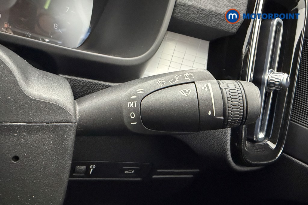 Used Volvo XC40 2021 for sale - 77262357: Photo 14