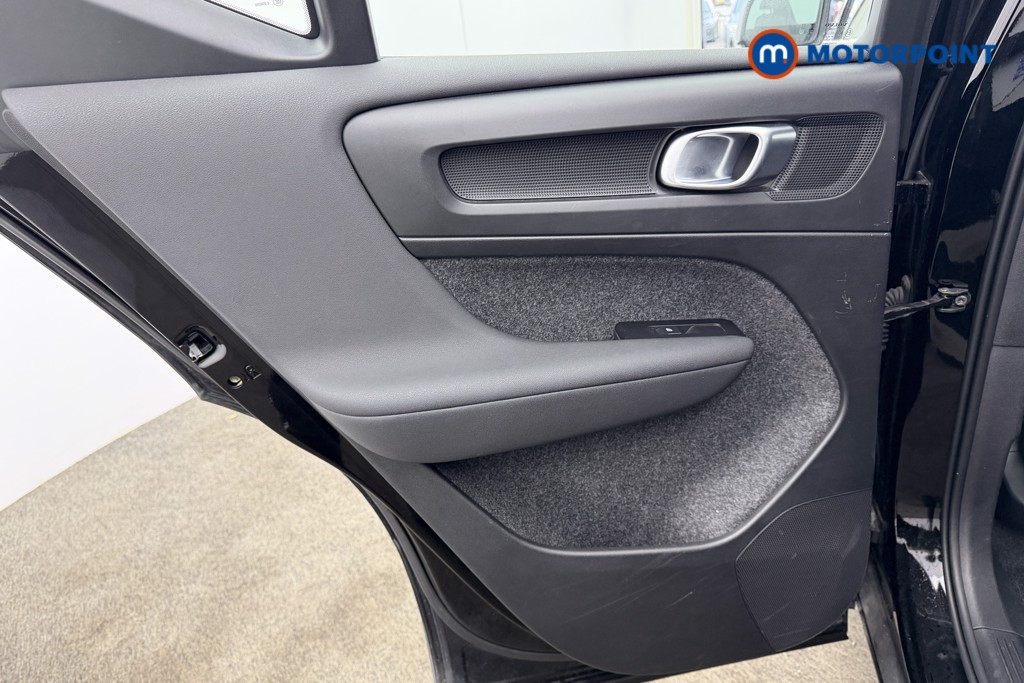 Used Volvo XC40 2021 for sale - 77262357: Photo 38