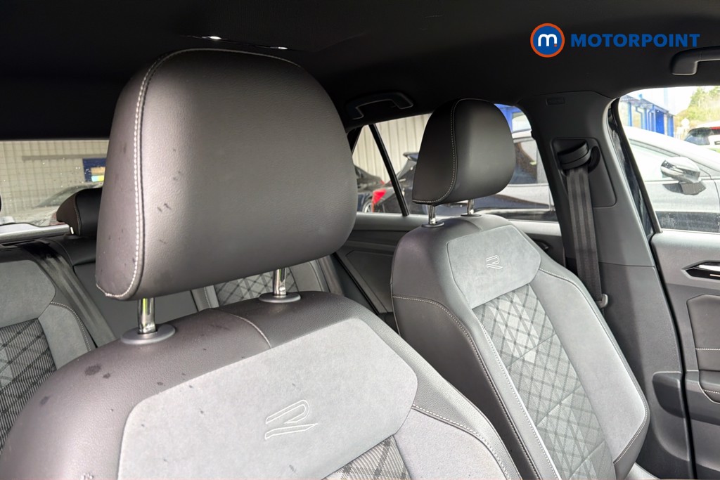 Used Volkswagen T-Roc 2023 for sale - 77848891: Photo 29