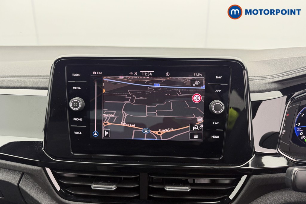 Used Volkswagen T-Roc 2025 for sale - 77393984: Photo 17