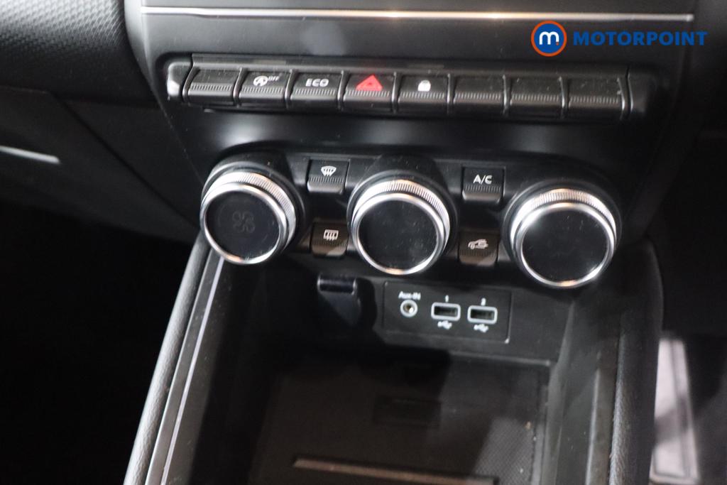 Used Renault Clio 2023 for sale - 76494810: Photo 15