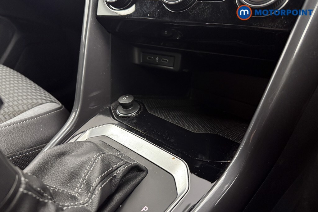 Used Volkswagen T-Roc 2021 for sale - 77718861: Photo 23