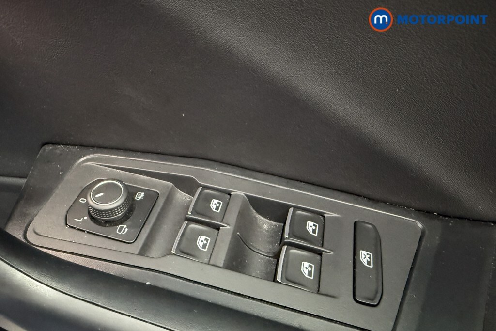 Used Volkswagen T-Roc 2021 for sale - 77718861: Photo 29