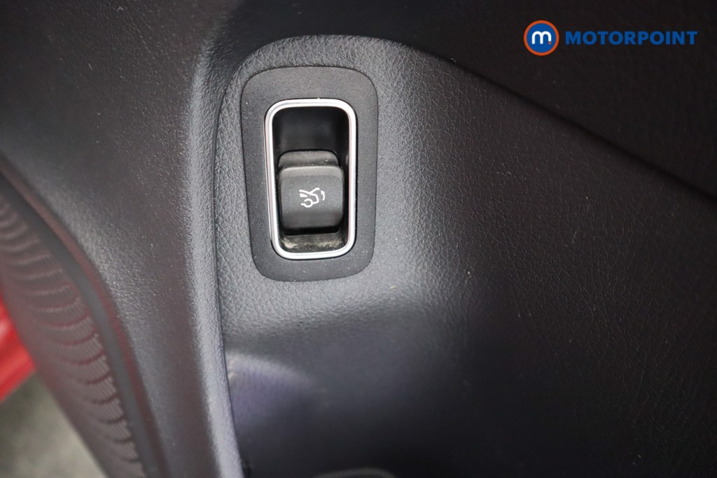 Used Mercedes-Benz CLA 2023 for sale - 77138561: Photo 32